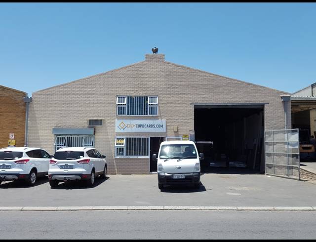 435M² FACTORY TO LET IN STIKLAND